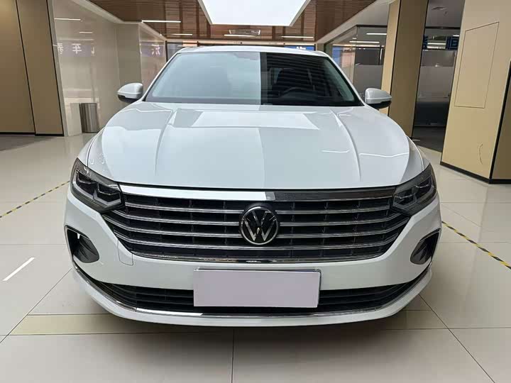Фото 2 - Volkswagen Lavida
