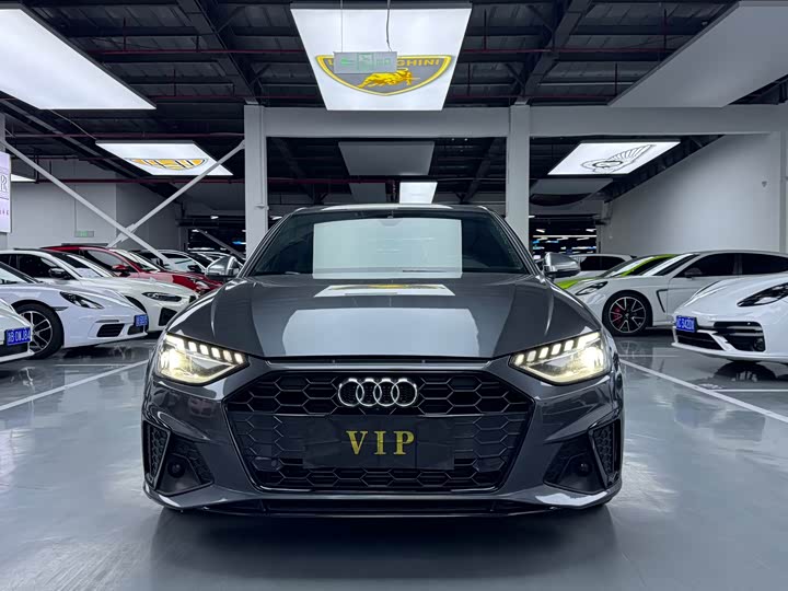 Фото 2 - Audi S4