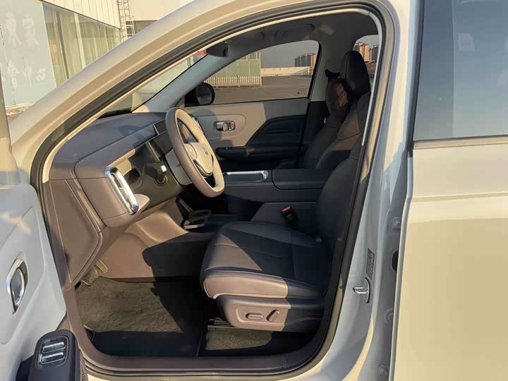 Фото 5 - Leapmotor B10