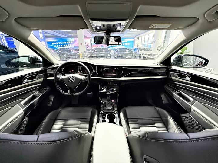 Фото 6 - Volkswagen Passat