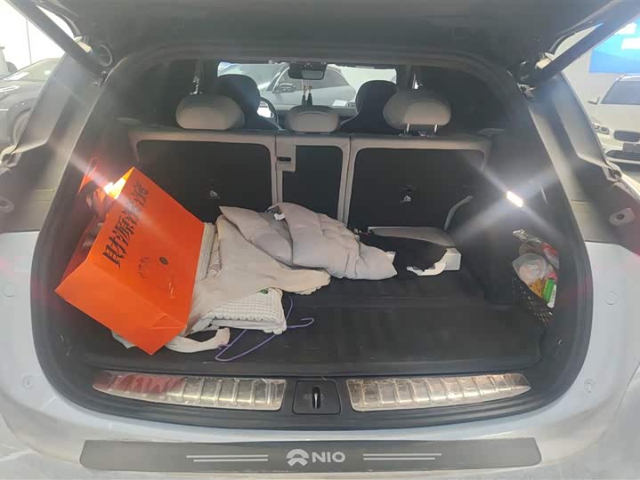 Фото 4 - Nio ES6