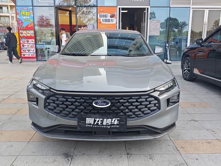 Фото 2 - Ford Mondeo