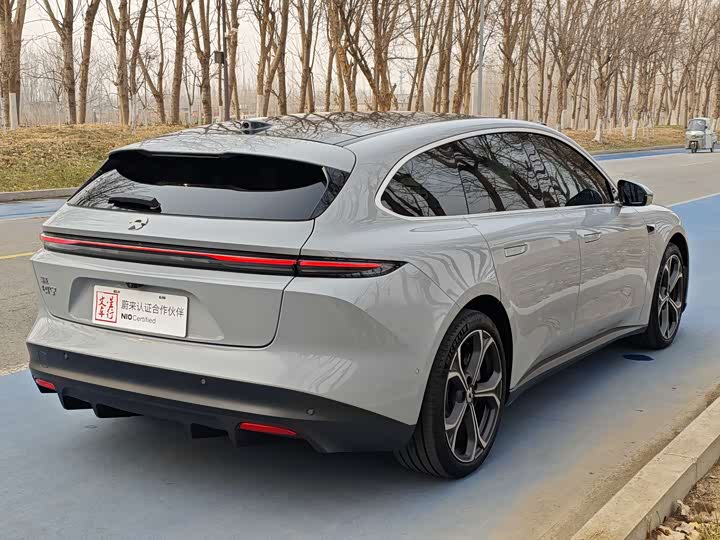 Фото 5 - Nio ET5T