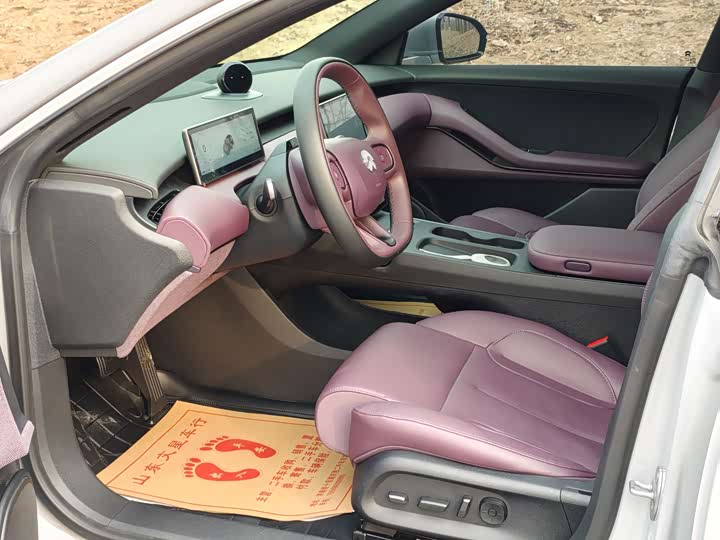 Фото 8 - Nio ET5T