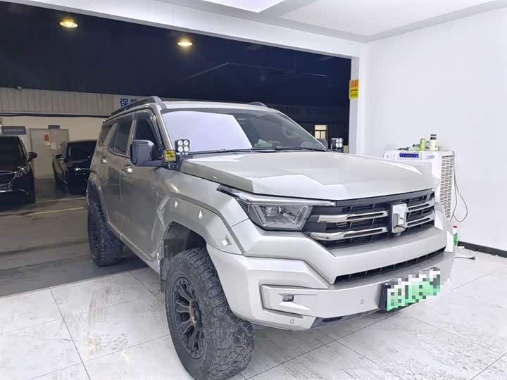 Фото 3 - Tank 400 Hybrid