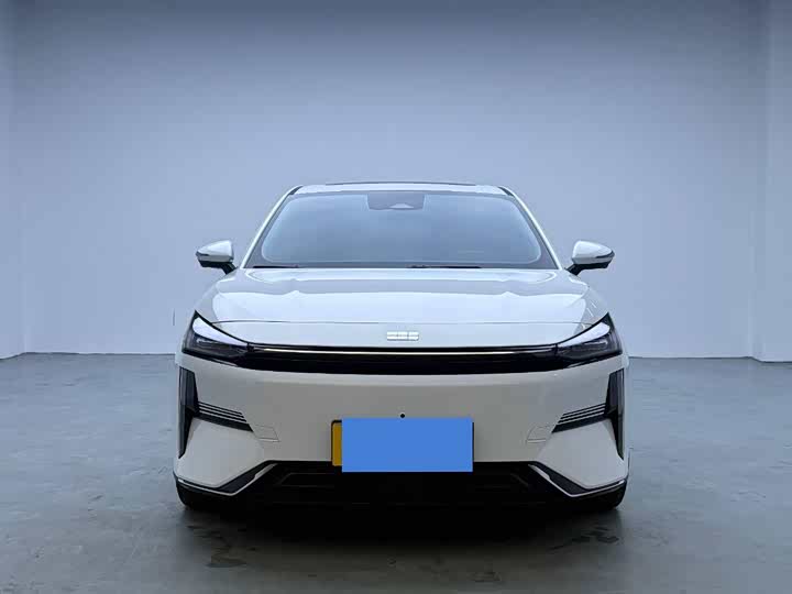 Фото 2 - Geely Galaxy L6