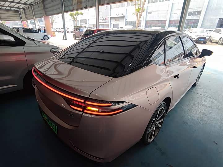 Фото 7 - GAC Aion S Plus