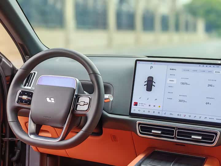 Фото 5 - LiXiang L9