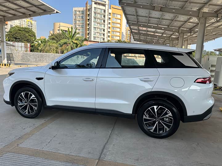 Фото 8 - BYD Song Pro Hybrid