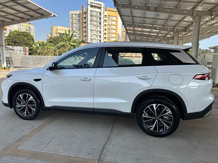 Фото 9 - BYD Song Pro Hybrid