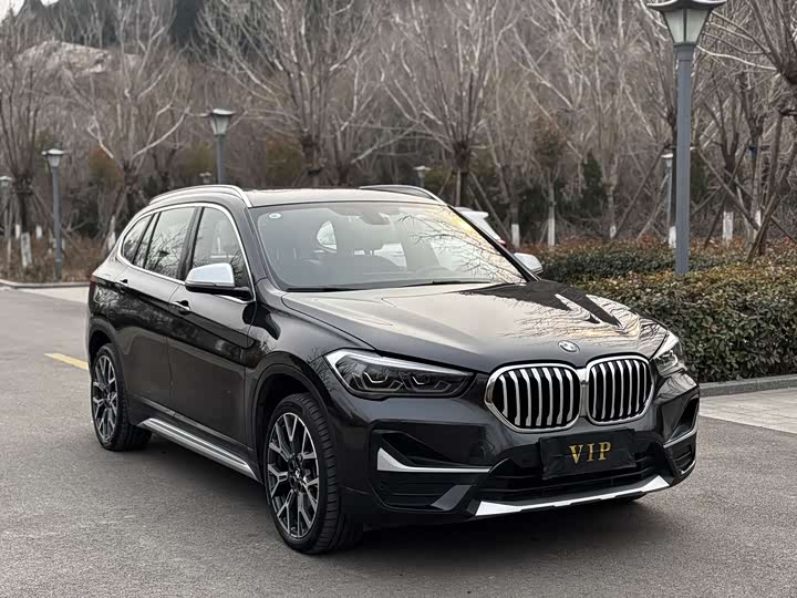 Фото 3 - BMW X1