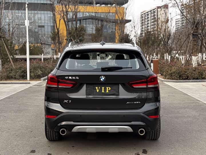 Фото 5 - BMW X1