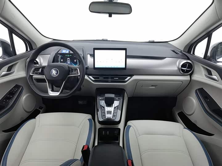 Фото 5 - BYD Yuan Pro