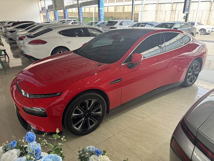 Фото 3 - XPeng P7