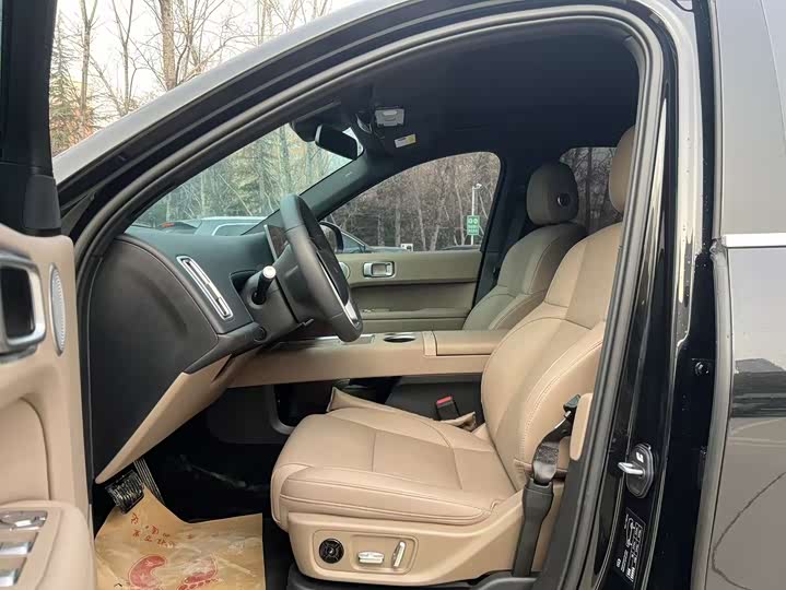 Фото 4 - LiXiang L6