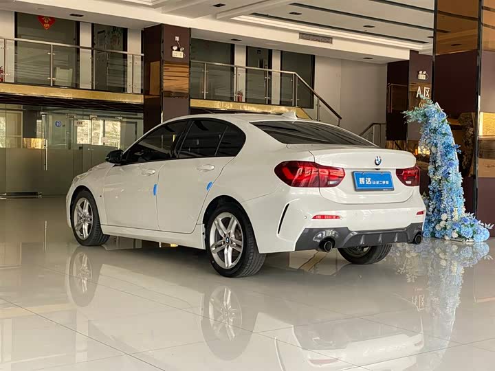 Фото 5 - BMW 1 Series