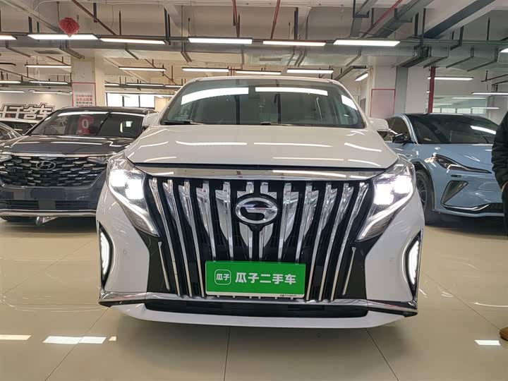 Фото 3 - GAC Trumpchi M8