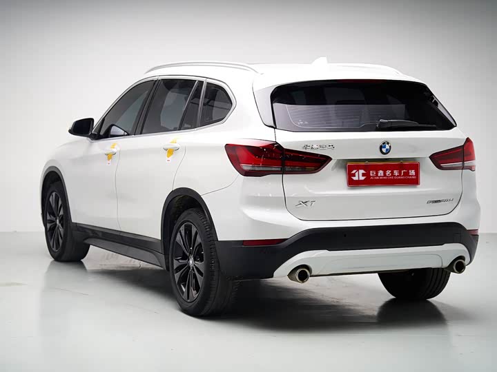 Фото 4 - BMW X1