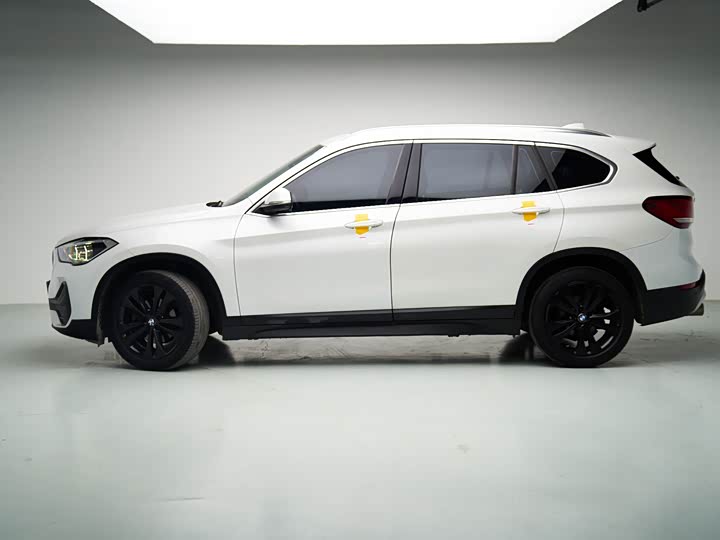 Фото 7 - BMW X1