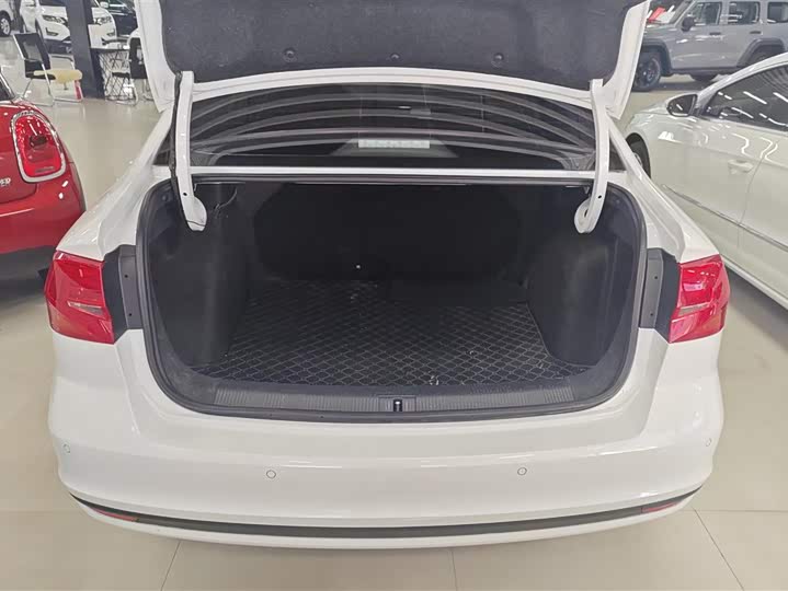 Фото 4 - Volkswagen Bora