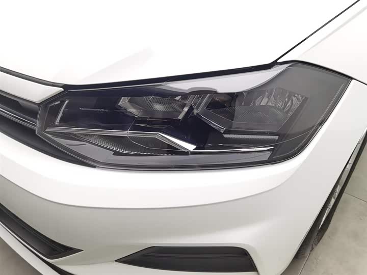 Фото 7 - Volkswagen Polo