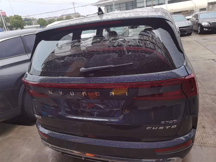 Фото 6 - Hyundai Custo