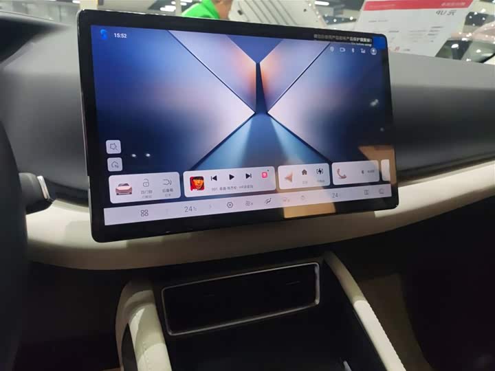 Фото 5 - BYD Yuan Up