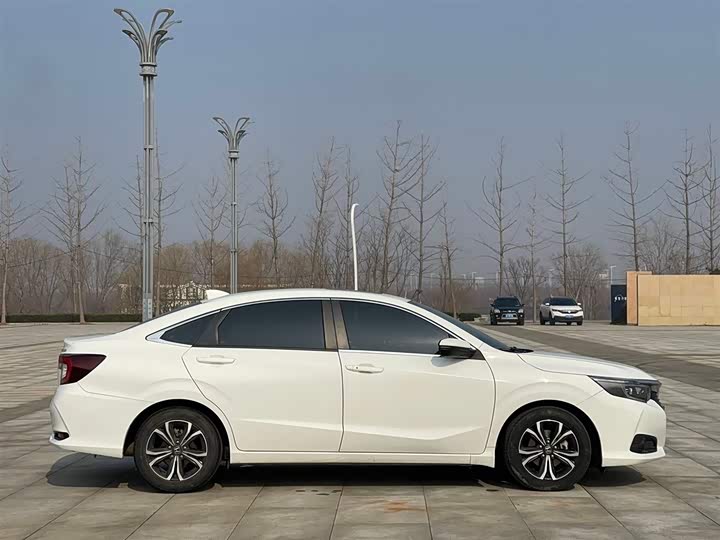 Фото 2 - Honda Crider