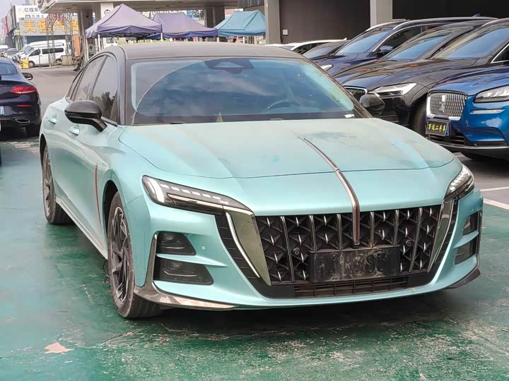 Фото 3 - Hongqi H6