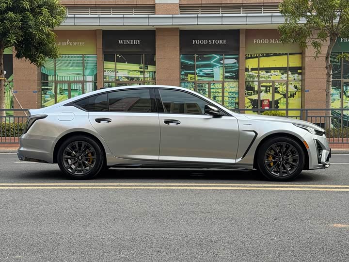 Фото 4 - Cadillac CT5