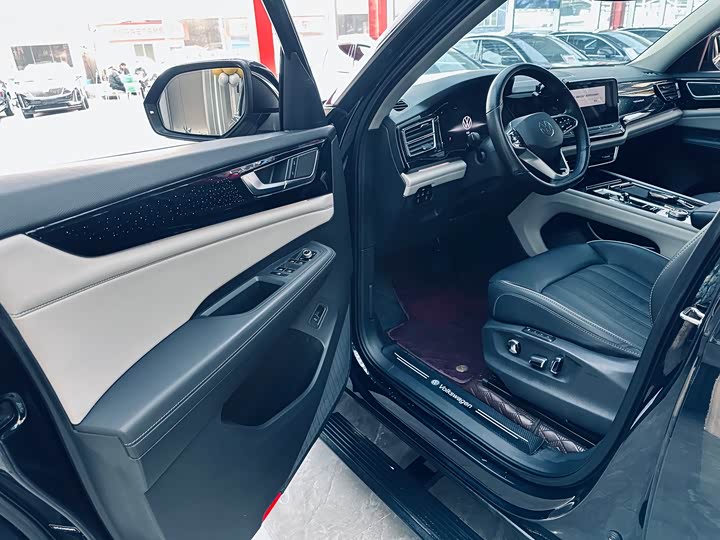 Фото 7 - Volkswagen Teramont Pro