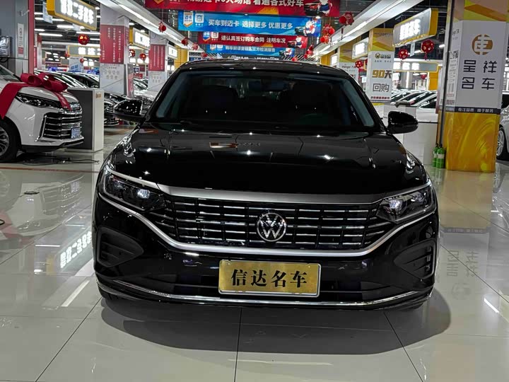 Фото 2 - Volkswagen Passat