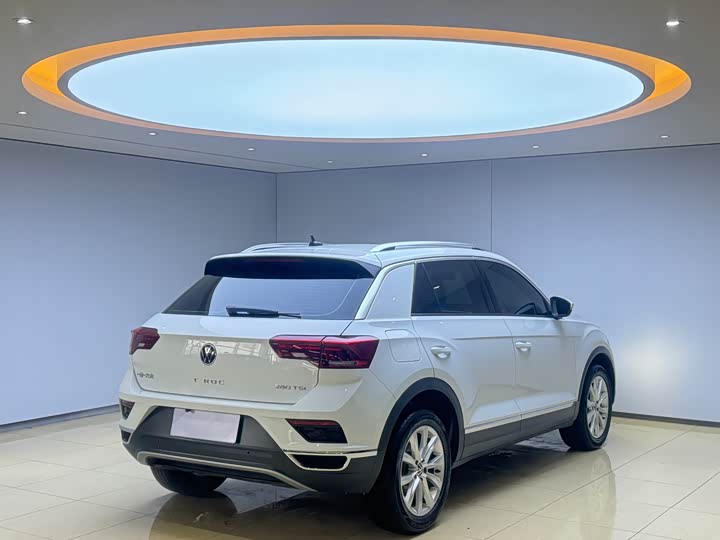 Фото 6 - Volkswagen T-Roc