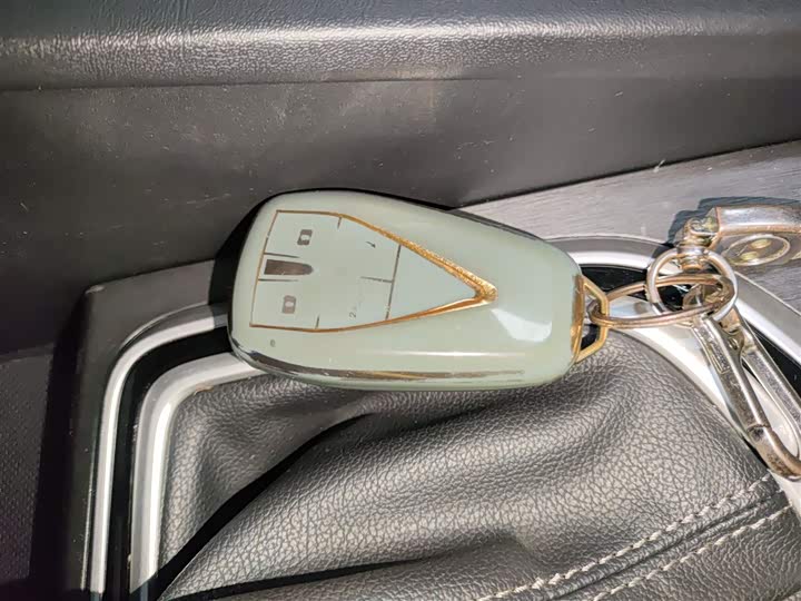 Фото 9 - Changan Eado Plus