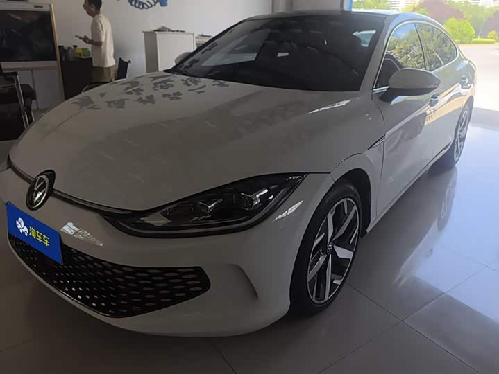 Фото 1 - Volkswagen Lamando L