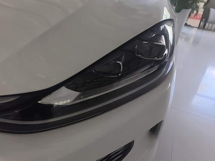 Фото 5 - Volkswagen Lamando L