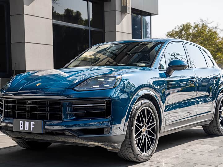 Фото 1 - Porsche Cayenne