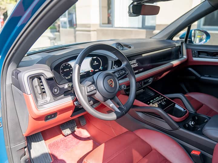 Фото 9 - Porsche Cayenne