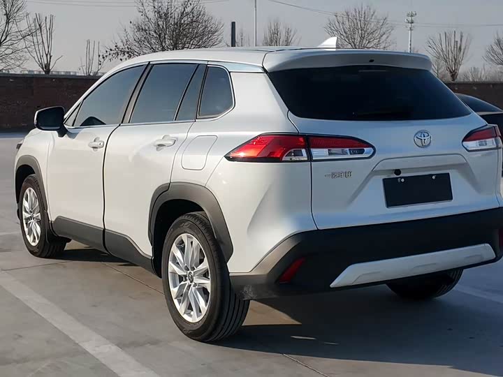 Фото 4 - Toyota Corolla Cross