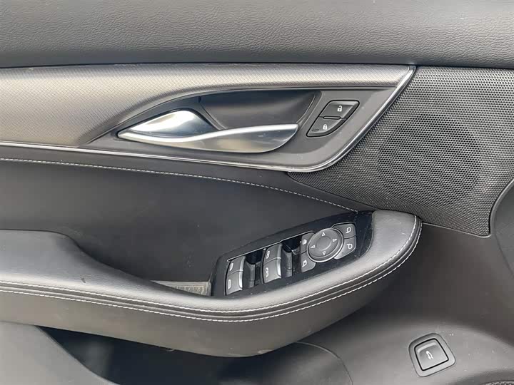 Фото 4 - Cadillac CT5