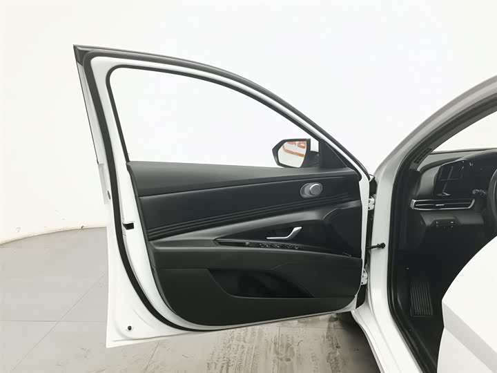 Фото 8 - Hyundai Elantra N line