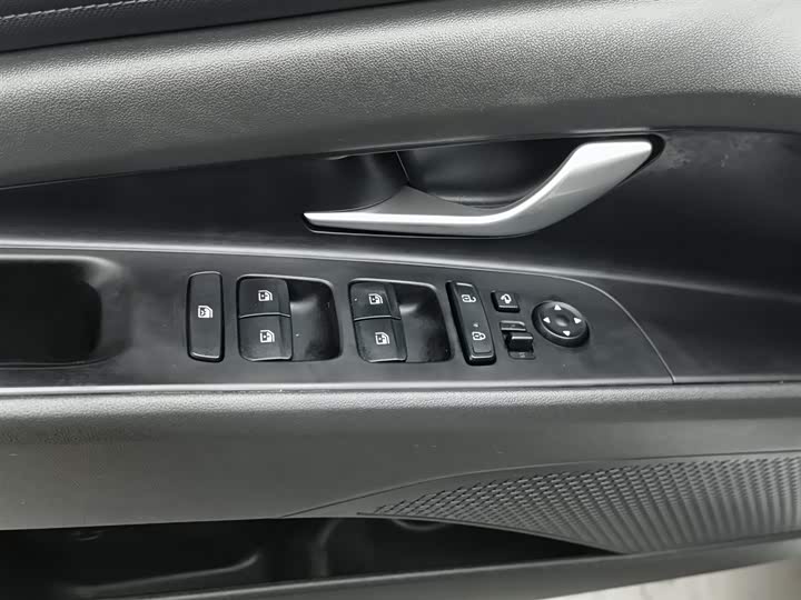 Фото 9 - Hyundai Elantra N line