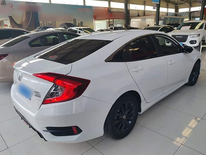 Фото 7 - Honda Civic