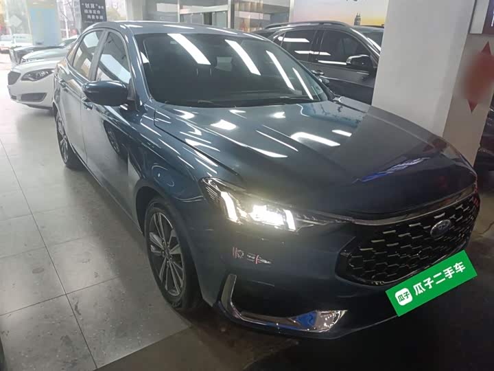 Фото 4 - Ford Escort