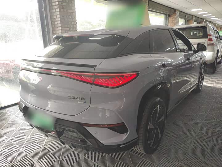 Фото 7 - BYD Sea Lion 07 EV