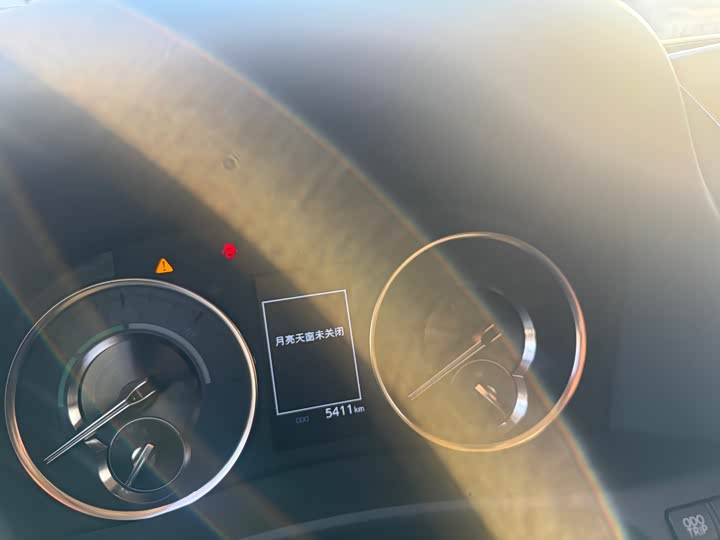 Фото 7 - Toyota Vellfire