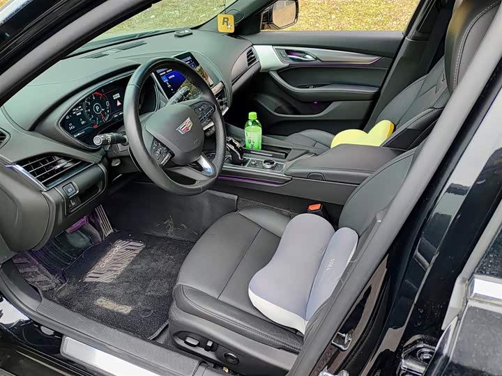 Фото 7 - Cadillac CT5