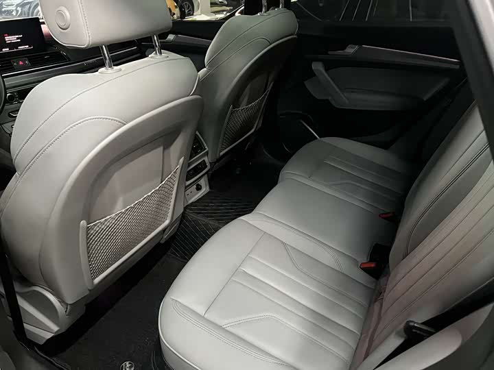 Фото 3 - Audi Q5L Sportback