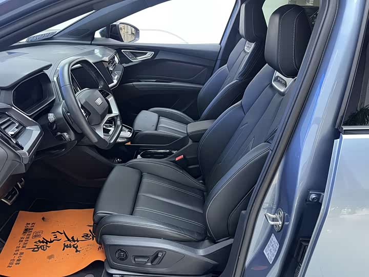 Фото 7 - Audi Q4 e-tron