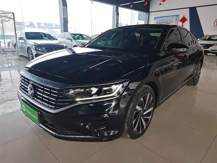 Фото 2 - Volkswagen Passat